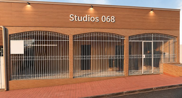 Studio Novo Completo Ar Tv Lavanderia - Niv A+