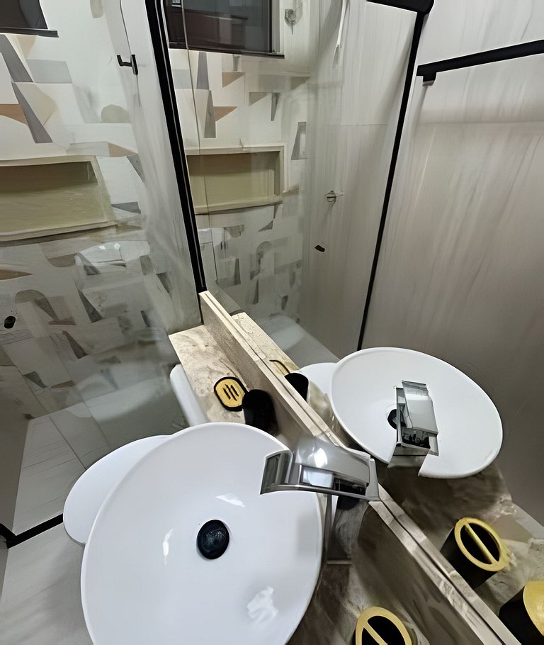 2 Quartos | Novo premium com ar, lava e seca.