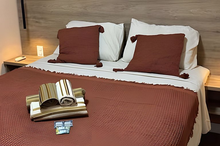2 Quartos | Novo premium com ar, lava e seca.
